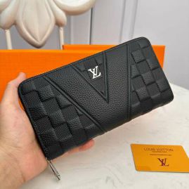 Picture of LV Wallets _SKUfw142364541fw